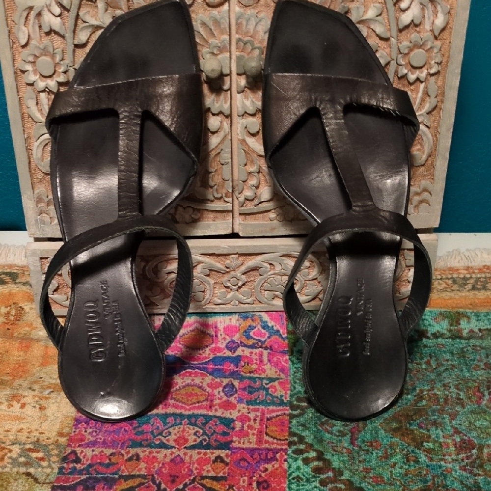 Elegant Black Leather Sandals